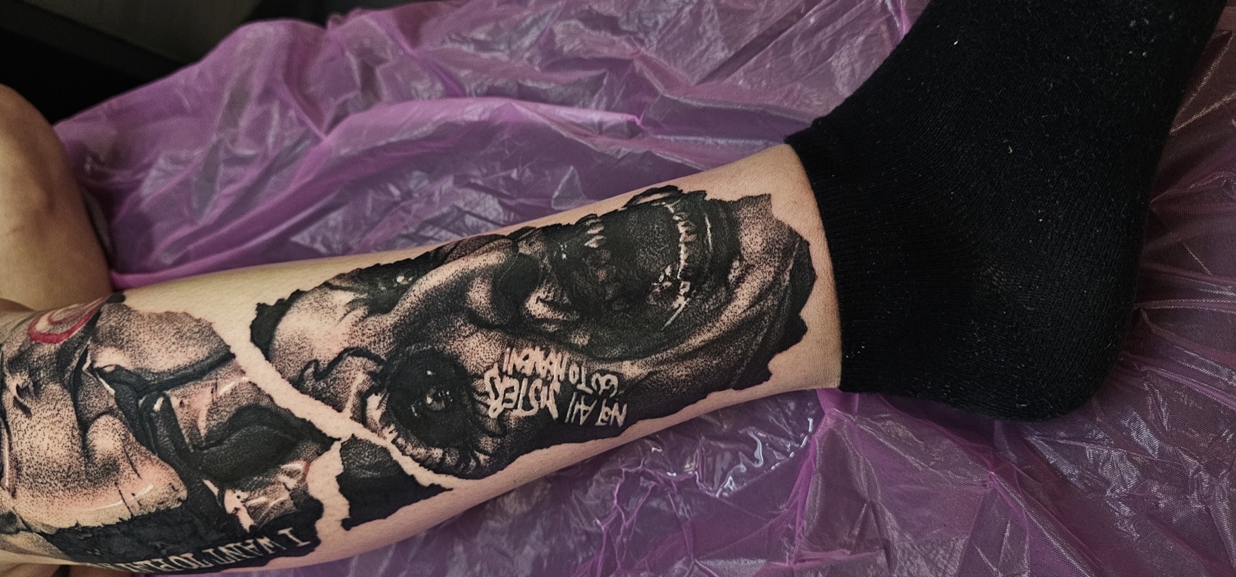 Die Nonne als düsteres Horrorporträt im Black-&-Grey-Stil – Stiplerealismus Tattoo von Lucas Schenk in Rothenburg bei Luzern